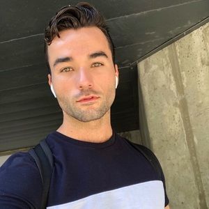 Meet your Posher, Daniel